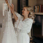 Die 5 besten Brautstyling-Services in Oldenburg – Komplettlooks für den Hochzeitstag abstimmen