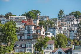 Die 5 besten Immobilienkauf-Services in Hamburg – Passende Häuser und Wohnungen mit fachkundiger Unterstützung finden